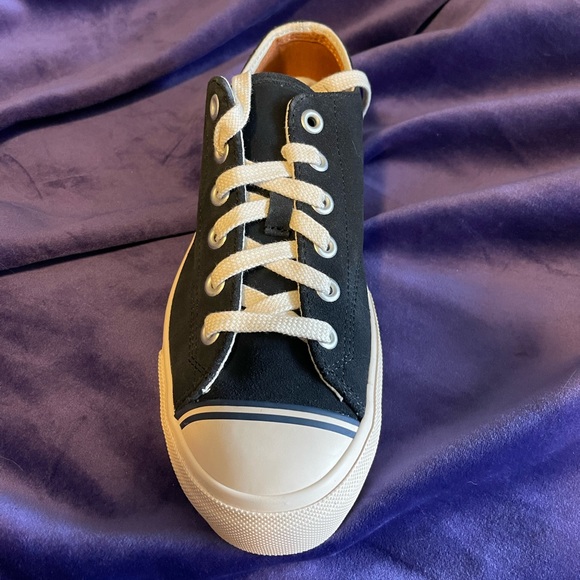 NWT Unisex Keds Pro eco suede shoes - Picture 4 of 7